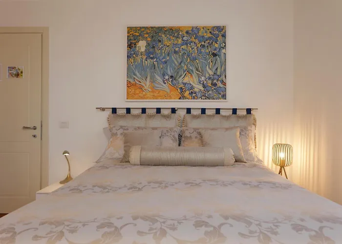 Uptown - Sabrina's Lovely 아파트 *