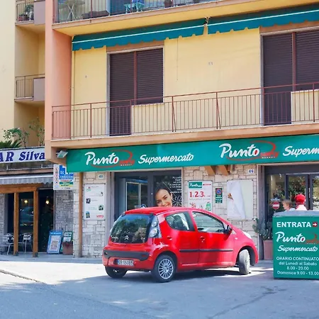 Uptown - Sabrina's Lovely *