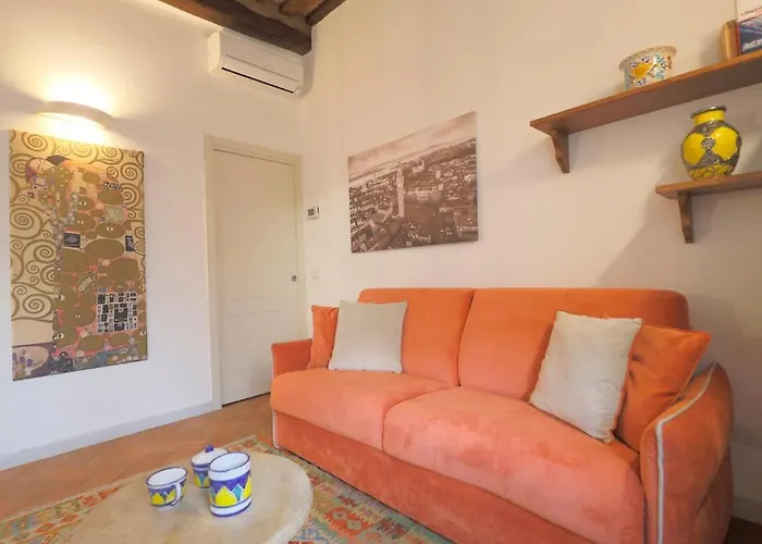 Uptown - Sabrina's Lovely