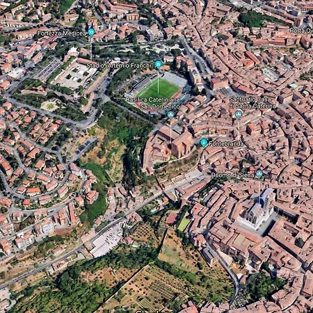 Uptown - Sabrina's Lovely Appartamento Siena