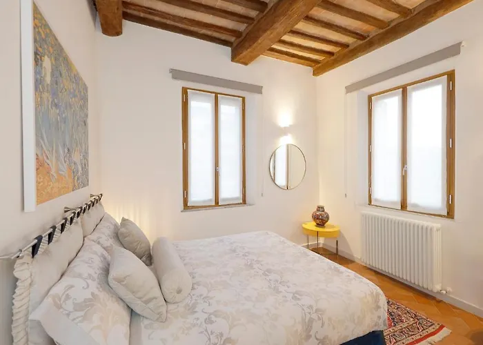 Uptown - Sabrina's Lovely *