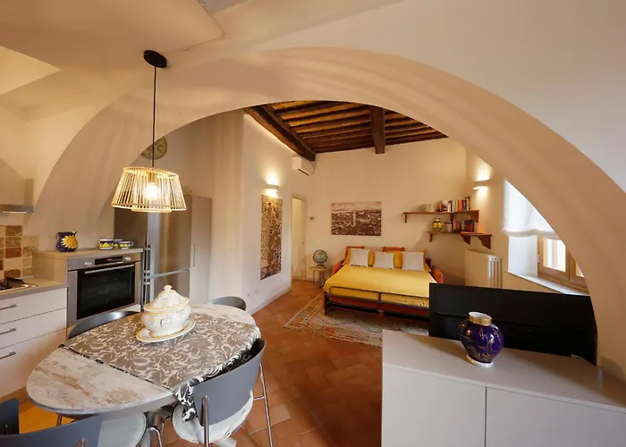 Uptown - Sabrina's Lovely Apartment *